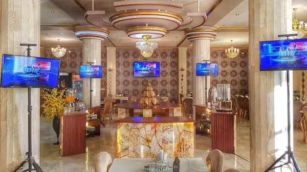 تصویر رستوران 1 هتل قصر بسطام شاهرود رستوران 1 در هتل قصر بسطام شاهرود