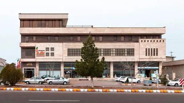 تصویر نمای بیرونی دوم هتل نارنجستان جلفا نمای بیرونی دوم هتل نارنجستان جلفا