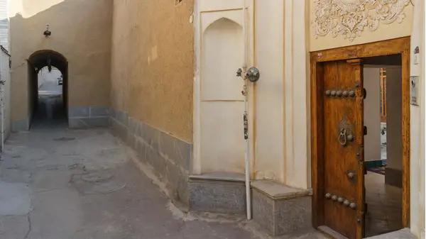 تصویر نمای بیرونی اقامتگاه خان نشین اصفهان نمای بیرونی اقامتگاه خان نشین اصفهان