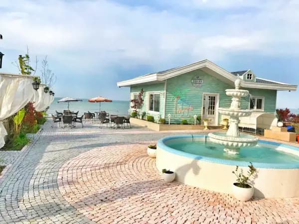 تصویر نمای بیرونی هتل آپارتمان دوریکا عباس آباد با جزئیات نمای بیرونی هتل آپارتمان دوریکا عباس آباد با جزئیات