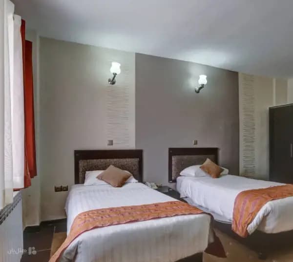 تصویر فضای داخلی اتاقهای هتل جهانگردی سنندج فضای داخلی اتاقهای هتل جهانگردی سنندج