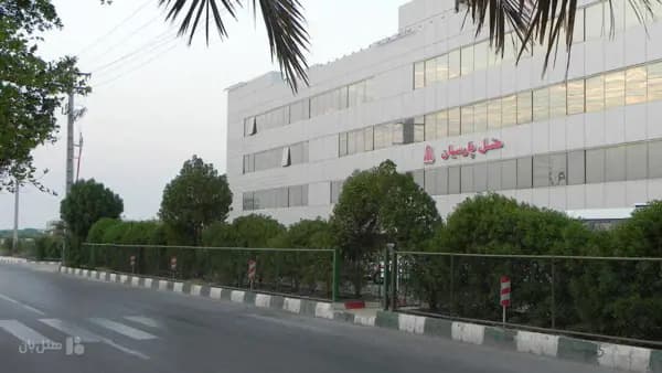 تصویر فضای سبز هتل پارسیان آبادان فضای سبز در هتل پارسیان آبادان