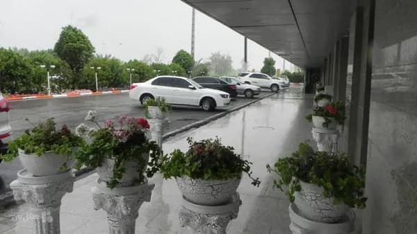 تصویر ورودی اصلی هتل پارسیان آبادان ورودی اصلی هتل پارسیان آبادان