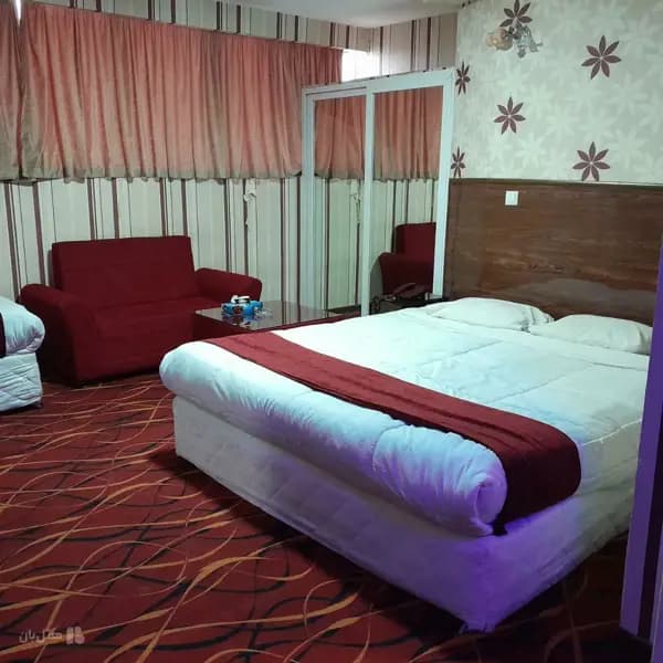 تصویر اتاق سه تخته 1 هتل پویا کرمان اتاق سه تخته در هتل پویا کرمان