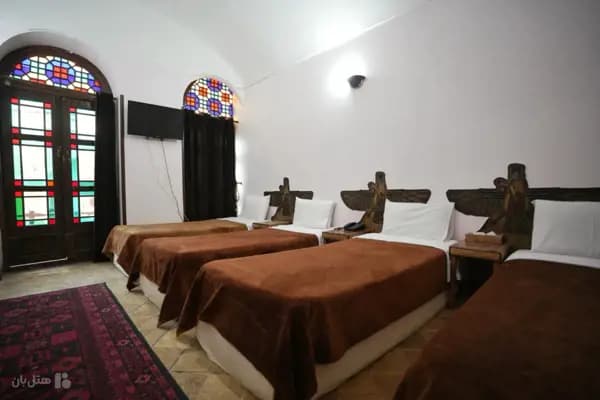 تصویر اتاقهای هتل سنتی رز یزد فضای داخلی اتاقهای هتل سنتی رز یزد