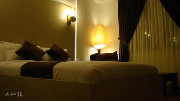 تصویر اتاق دو تخته دابل هتل نگین نور اتاق دو تخته دابل هتل نگین نور