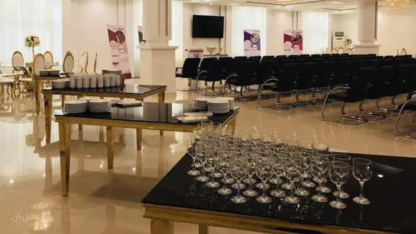 تصویر سالن کنفرانس هتل پارامیدا شاهرود سالن کنفرانس هتل پارامیدا شاهرود