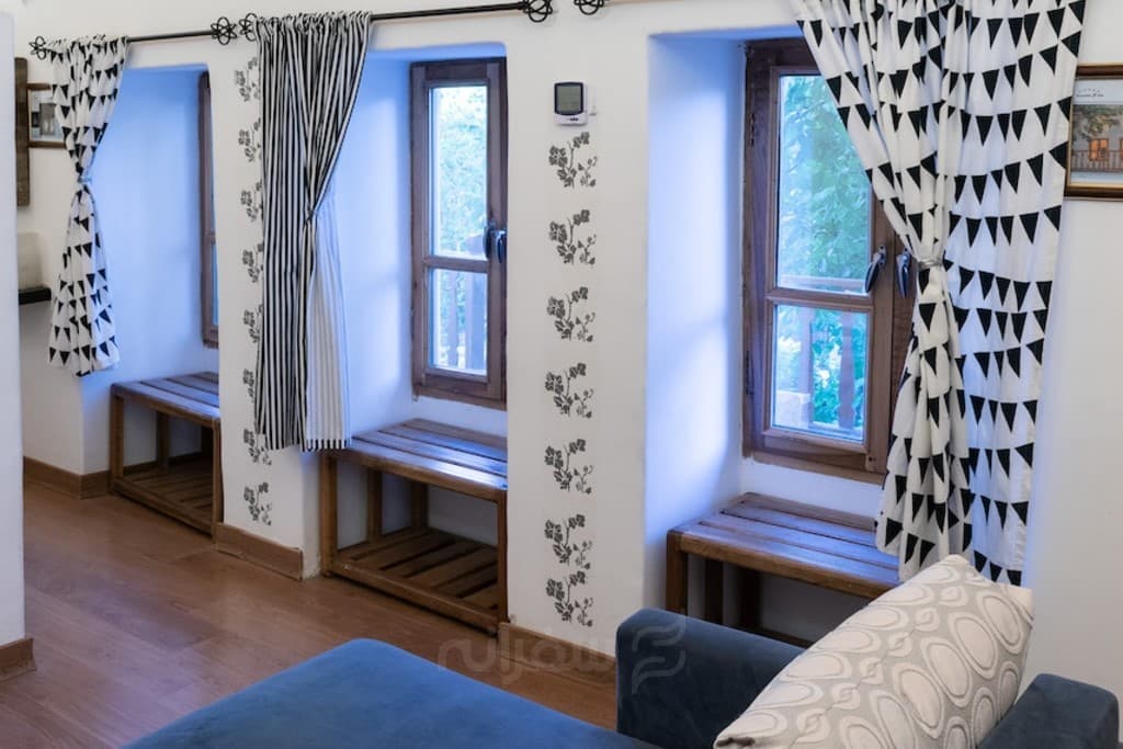 هتل سنتی خانه گل شهمیرزاد هتل سنتی خانه گل شهمیرزاد